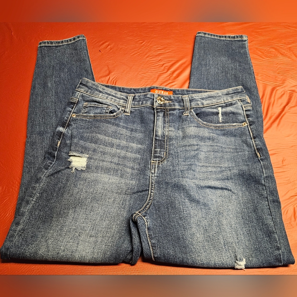 Guess Women's Stretch Jeans in Medium Blue